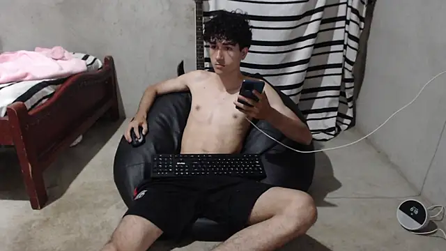 johnny_cagee_ - Johnny_cagee_'s free webcam - UK Sex Cams