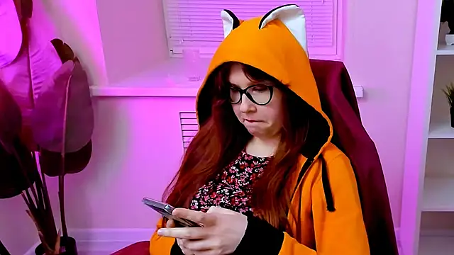 CarolGiggly webcam