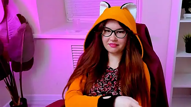 CarolGiggly webcam