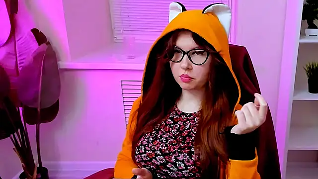 CarolGiggly webcam