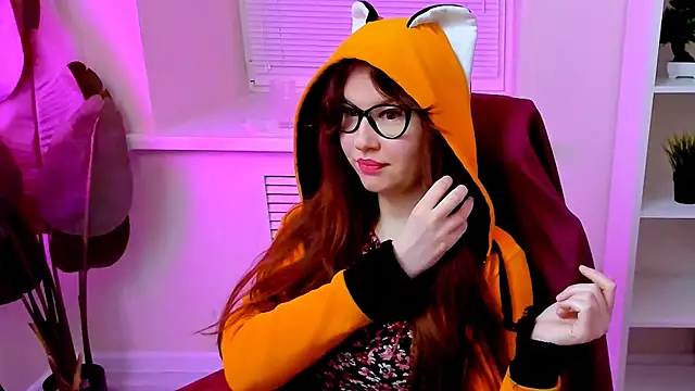 CarolGiggly webcam