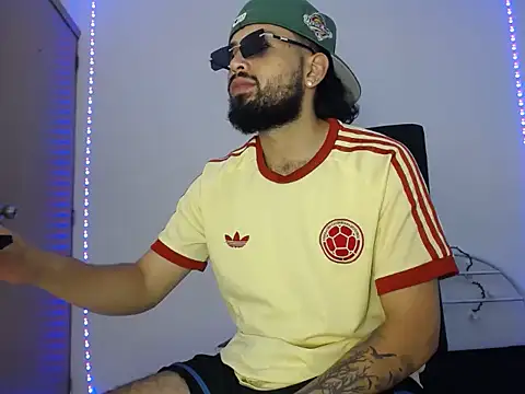 camilorestrepo77 webcam