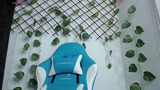 Nika_1_ webcam