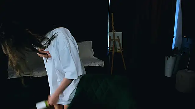 Ariadna_Shy webcam