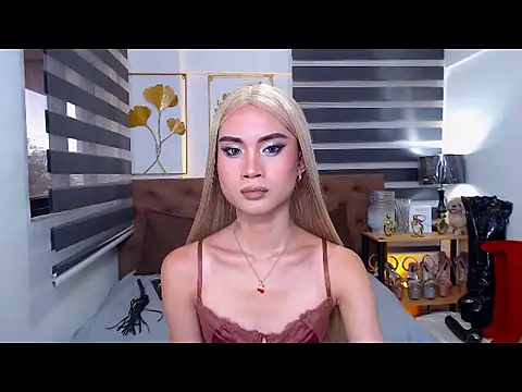 JuicyCockThea webcam