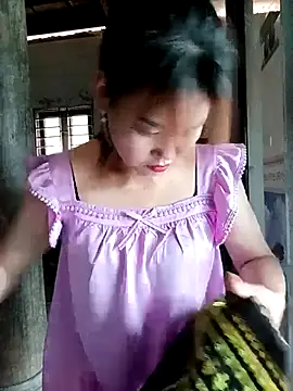 meg_06 webcam