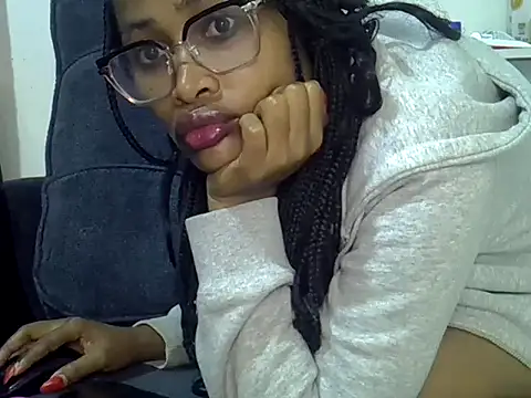 newbabe2 (F young) - squit#eamer#sdh#stri#dirty talk#twerk