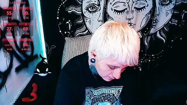 Marieblueeyes webcam