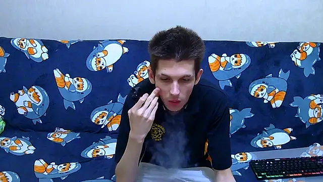 Lester_Broo
