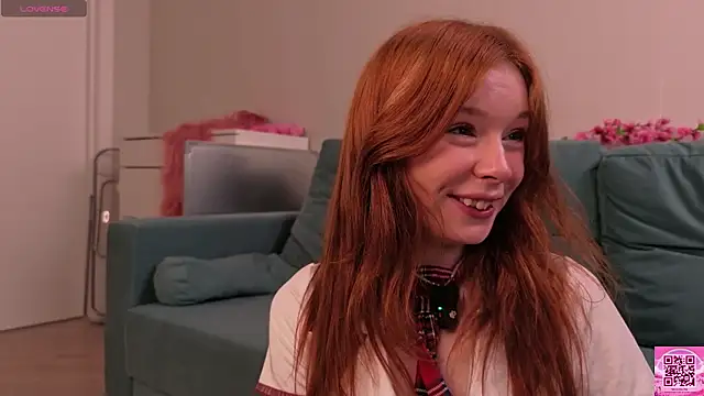 eva_aria webcam