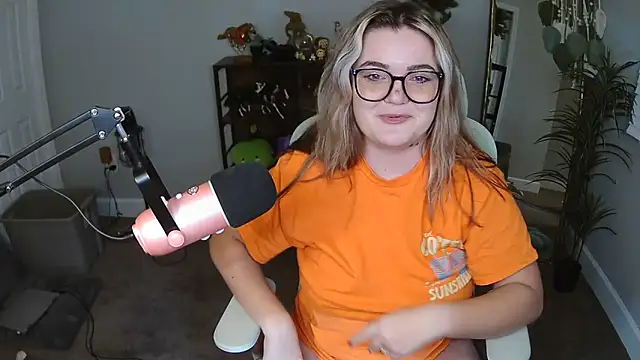 Briieverly live cam