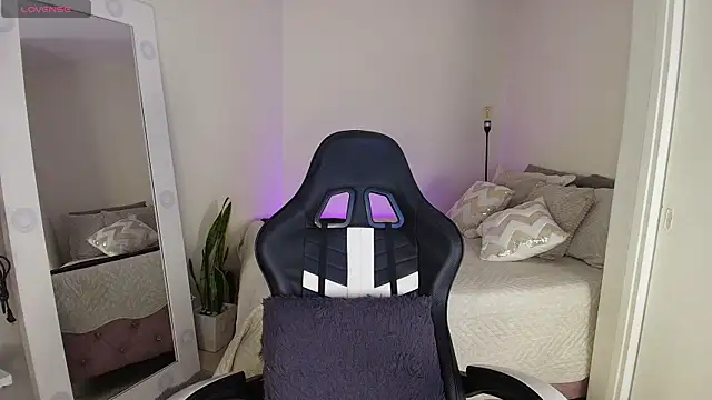 April_Scarlett webcam