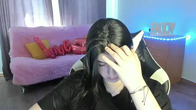 KisaModel webcam
