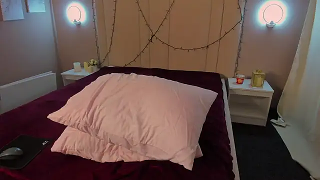 Claires_baby webcam