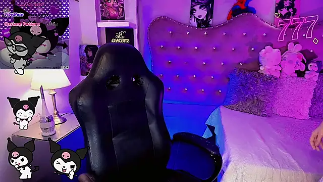 Megaan_Dolll webcam