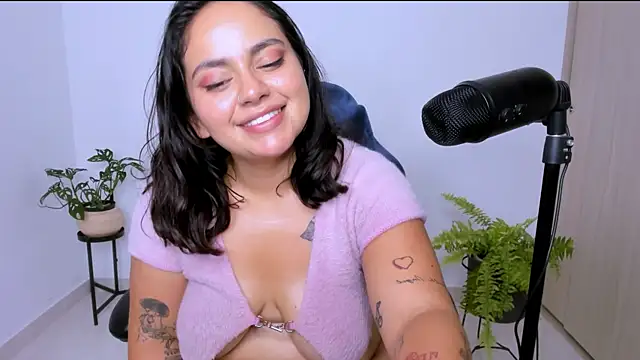 susy_angel webcam