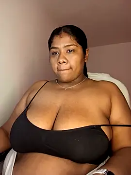 paola091 webcam