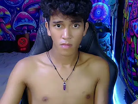 hugekenbigcock webcam