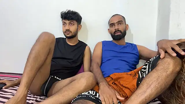 DesiDaddyandSon webcam