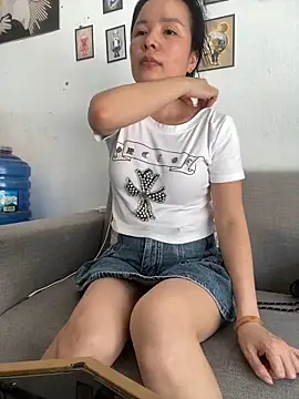 Ivy_Trix2 webcam