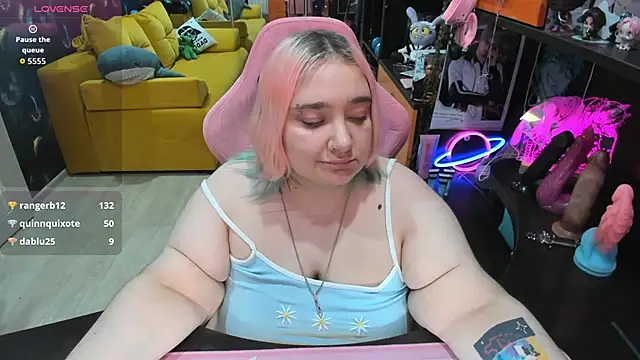 Softie_Sofy webcam