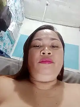 Sweetlorie_83 webcam