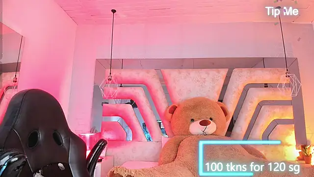 AngelineHeet webcam