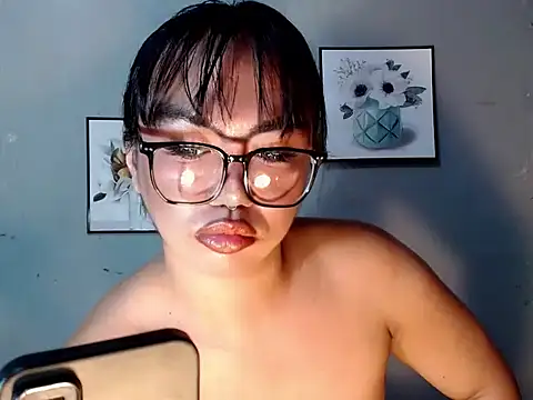 Asianblk_barbiedoll webcam