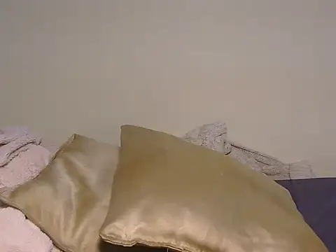 pookie_smiles webcam