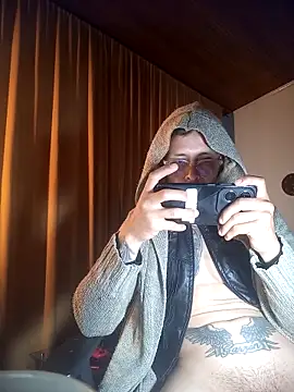 sebastian_horny webcam