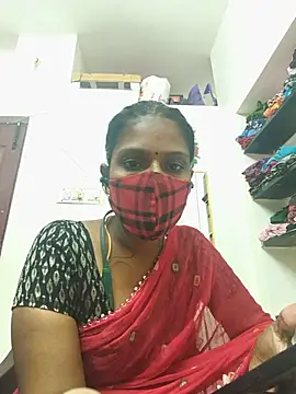 tamil_yalini12 - Tamil_Yalini12's free webcam
