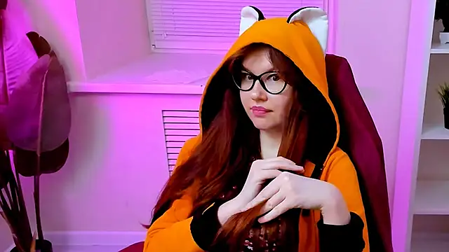 CarolGiggly webcam