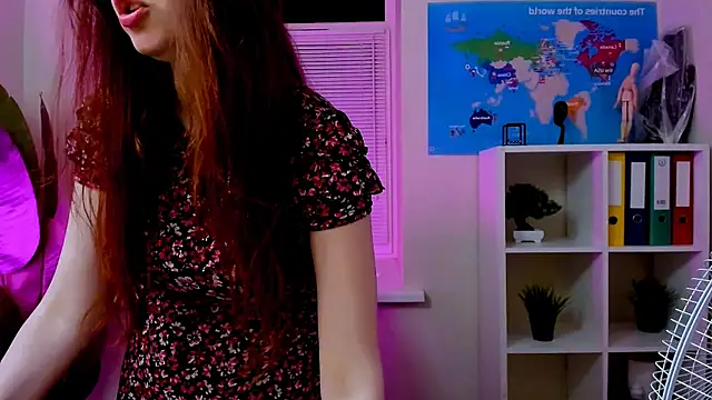 CarolGiggly webcam