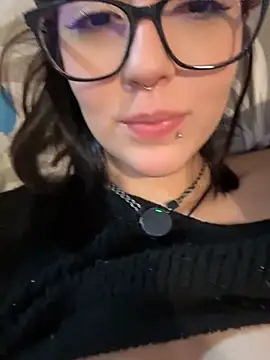 HinaSweet live cam