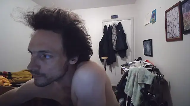 JohnnyMoves webcam
