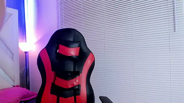 kai_storm77 webcam