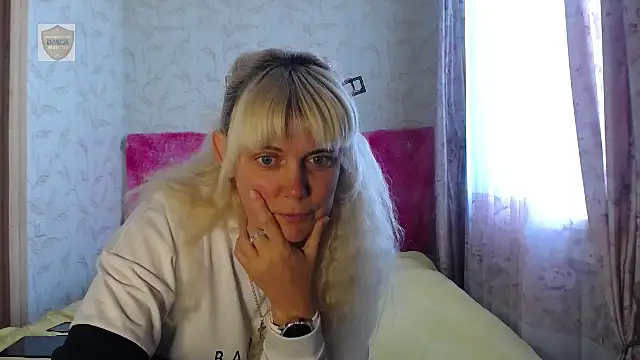 sunnysylvia - SunnySylvia's free webcam - UK Sex Cams