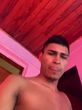 Emiliano_Reyes webcam