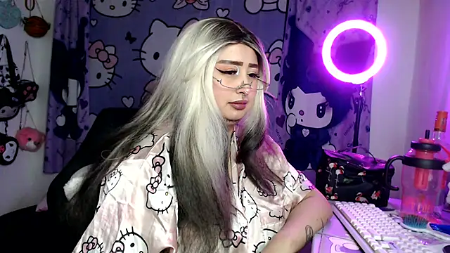 lussyevans24 - Lussyevans24's free webcam - UK Sex Cams