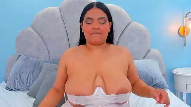 riley_dolly webcam