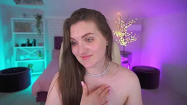 emmycharmm (F young) - show tongue
