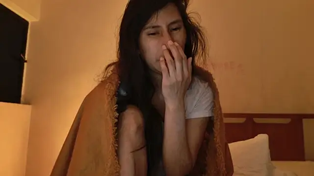 MoonLipsON- webcam