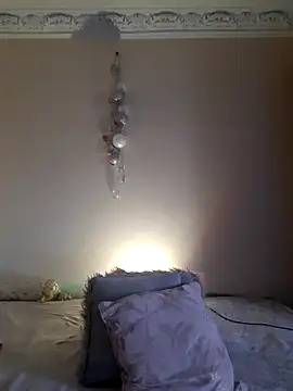 LunaBlaise webcam
