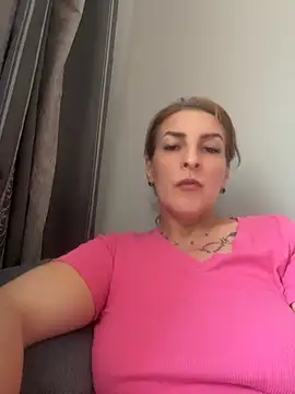 Hot-Milf4U webcam
