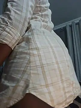 shaniko89 (F milf) - make me cum daddy am your horny slut