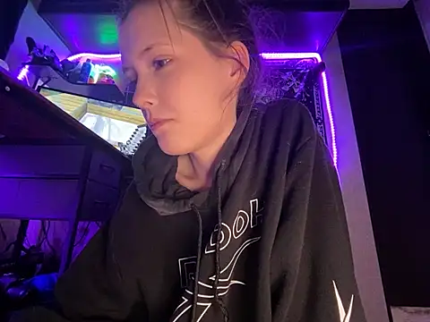 Lilactease webcam
