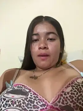 Kloe_1223 webcam