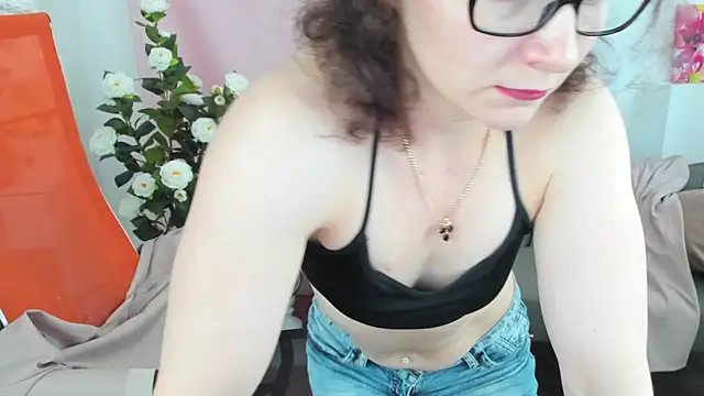 AureliaGleam webcam