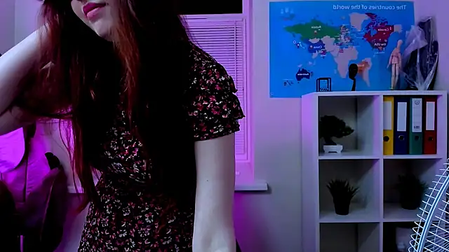 CarolGiggly webcam