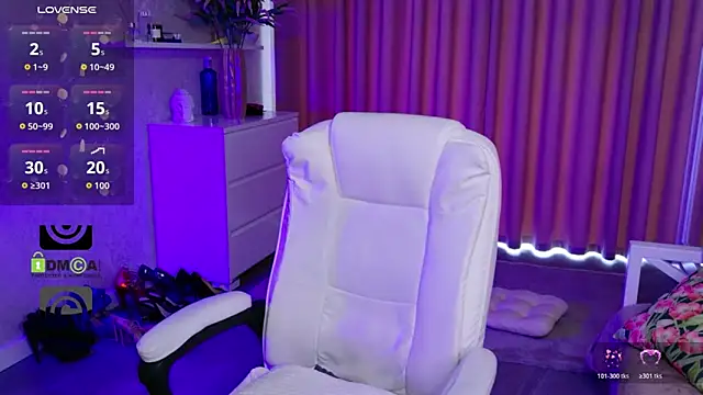 KellyKleine webcam